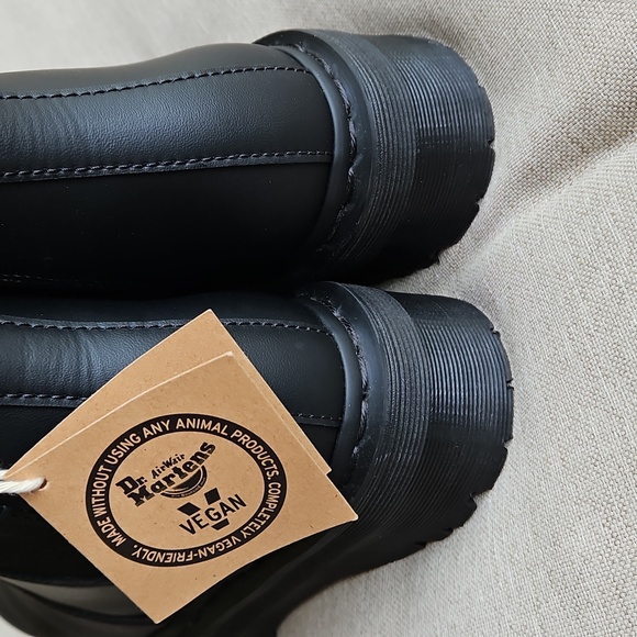 Dr Martens Felix Vegan Chelsea Platform Boots, Mono Black Unisex- M7, W8 - Picture 6 of 8